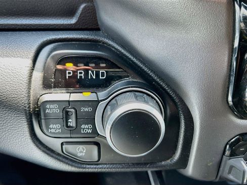 Used 2022 RAM 1500 Big Horn AWD/4WD image 27