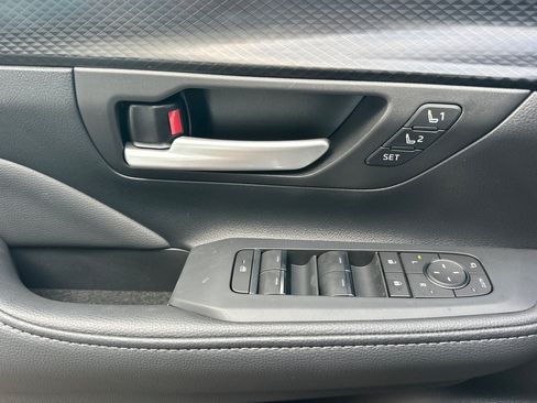 Certified 2026 Toyota Grand Highlander AWD Hybrid image 11