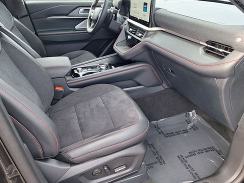 Used 2025 Ford Explorer ST w/ Sun And Sound Package image 27