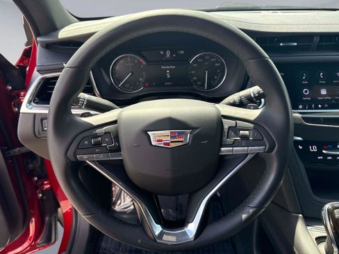 Used 2021 Cadillac XT6 Luxury image 33