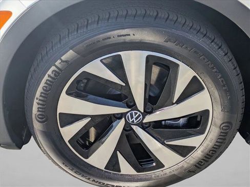 New 2026 Volkswagen ID.4 Pro image 9