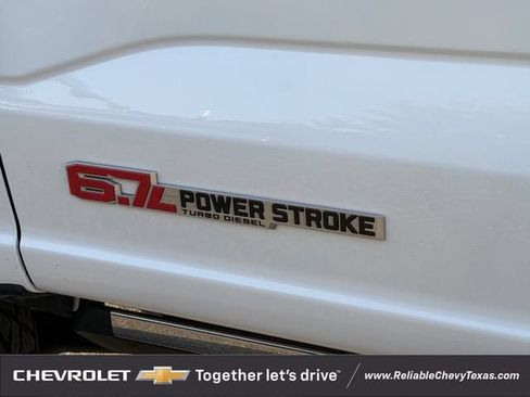 Used 2024 Ford F250 Platinum AWD/4WD image 11