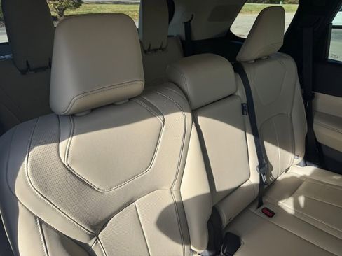 Used 2024 INFINITI QX60 Luxe image 30