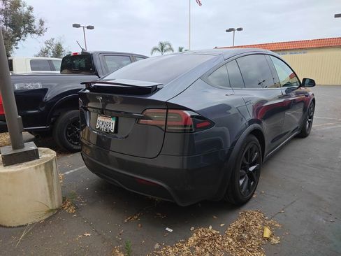 Used 2023 Tesla Model X AWD/4WD image 2