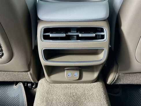 New 2026 Genesis GV70 2.5T Advanced AWD/4WD image 18