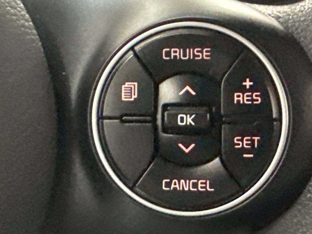 Used 2020 Kia Soul LX FWD image 20