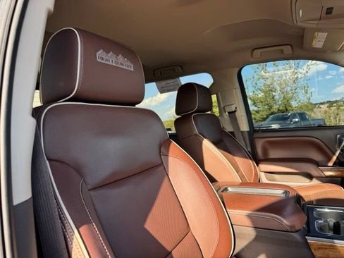 Used 2015 Chevrolet Silverado 2500 High Country w/ Duramax Plus Package AWD/4WD image 24