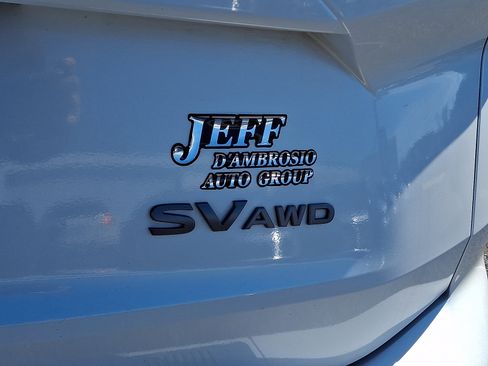Used 2024 Nissan Rogue SV image 30