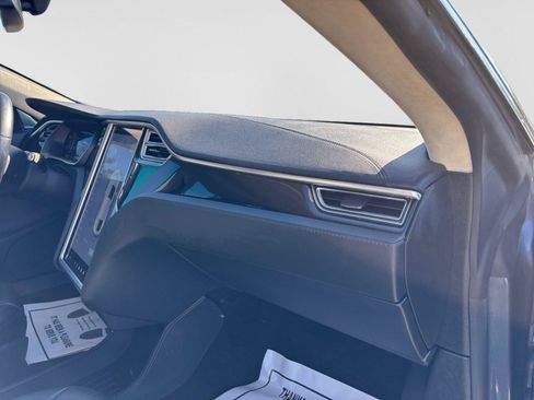 Used 2015 Tesla Model S 70D AWD/4WD image 40