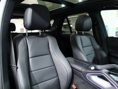 Used 2025 Mercedes-Benz GLE 350 4MATIC image 25