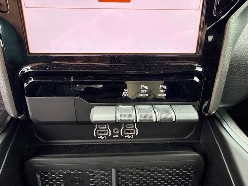 Used 2026 RAM 1500 Big Horn AWD/4WD image 17