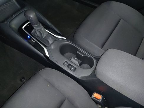 Used 2024 Toyota Corolla LE image 26