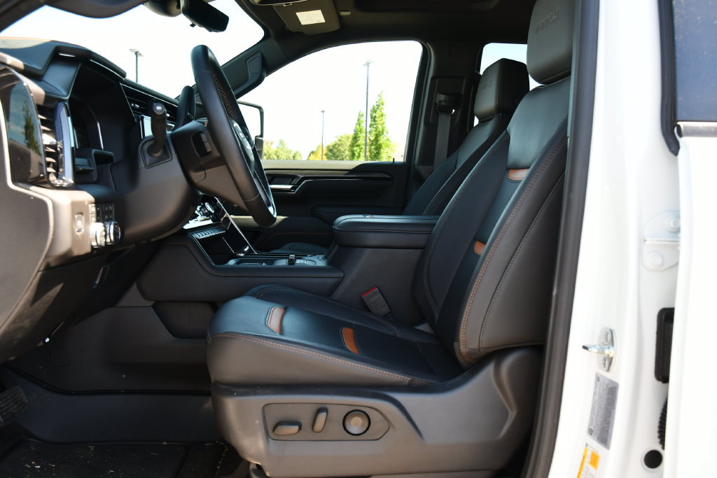 Used 2026 GMC Sierra 2500 AT4 w/ AT4 Premium Plus Package AWD/4WD image 20