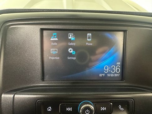 Used 2017 Chevrolet Silverado 1500 4x4 Double Cab image 24