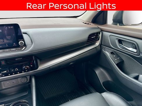 Used 2022 Nissan Rogue SV w/ SV Premium Package FWD image 20
