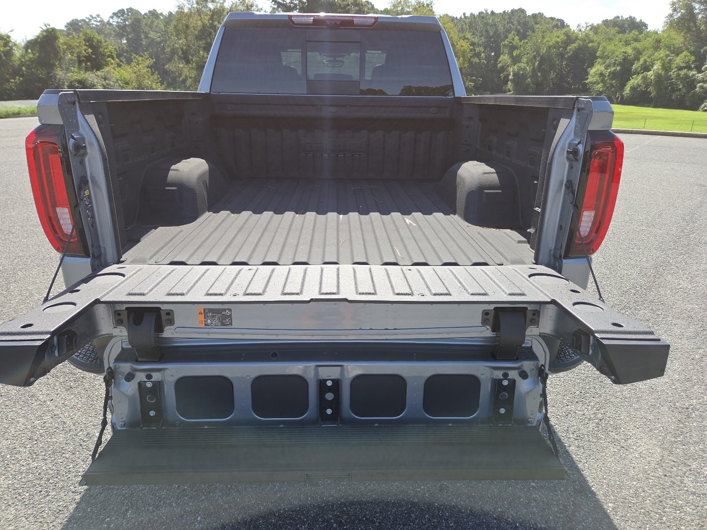 New 2026 GMC Sierra 1500 AT4 w/ AT4 Premium Package AWD/4WD image 26