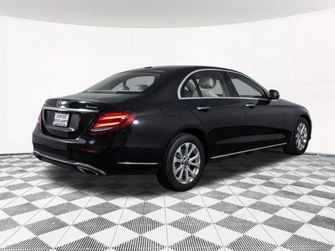 Used 2019 Mercedes-Benz E 300 4MATIC w/ Premium 1 Package image 21