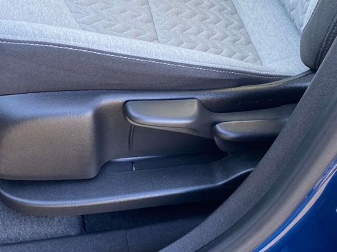 Used 2022 Chevrolet Equinox LS image 15