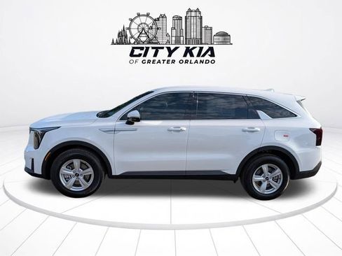 New 2026 Kia Sorento LX FWD image 3