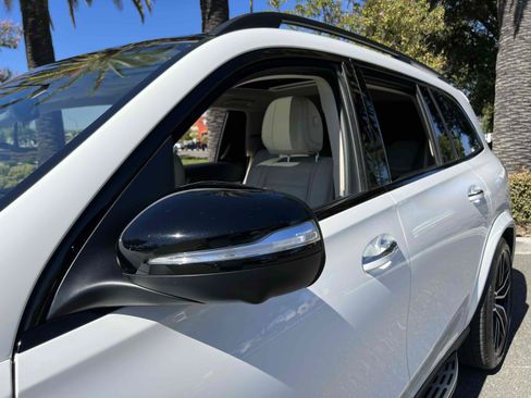 Used 2021 Mercedes-Benz GLS 580 4MATIC image 76