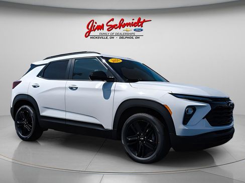 New 2026 Chevrolet TrailBlazer LT w/ Convenience Package FWD image 1