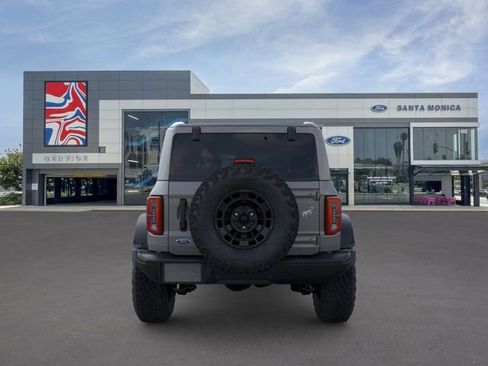 New 2026 Ford Bronco Badlands w/ Sasquatch Package AWD/4WD image 5