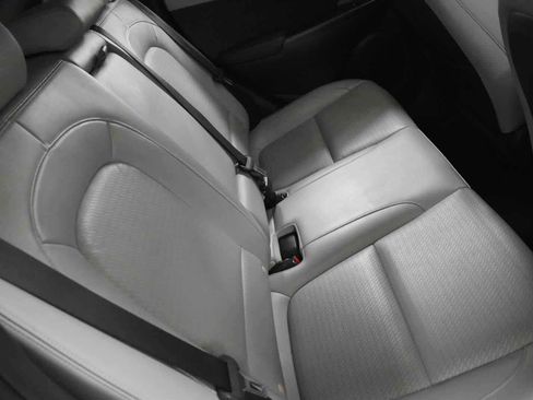 Used 2019 Hyundai Kona Limited AWD/4WD image 50