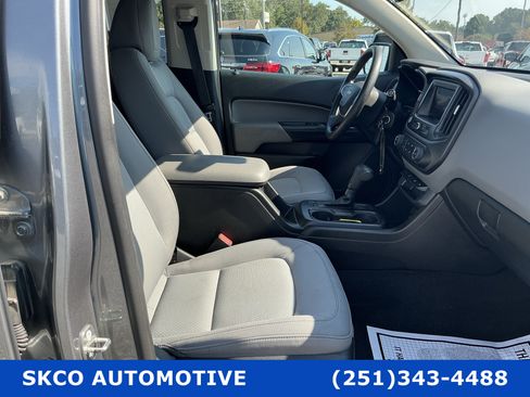 Used 2020 Chevrolet Colorado W/T w/ WT Convenience Package RWD image 13