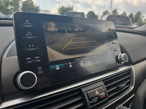 Used 2018 Honda Accord EX-L image 21