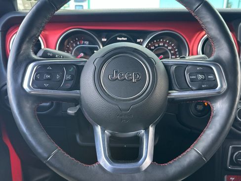 Certified 2018 Jeep Wrangler Unlimited Rubicon image 23