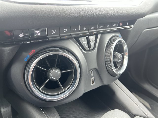 Used 2024 Chevrolet Blazer LT w/ Driver Confidence Package FWD image 11