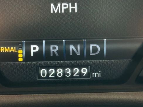 Used 2021 RAM 1500 Limited w/ Advanced Safety Group image 14