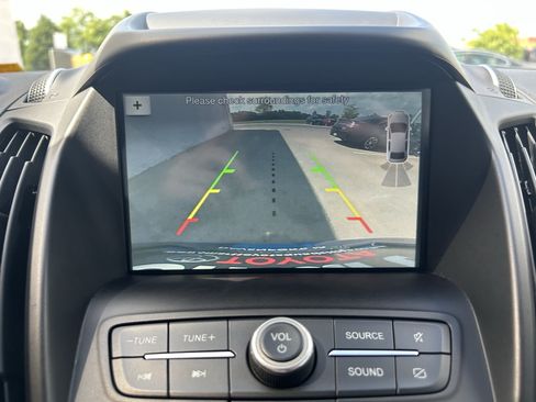 Used 2019 Ford Escape SEL AWD/4WD image 27