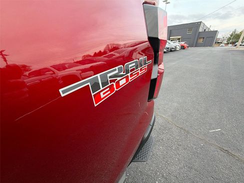 Used 2024 Chevrolet Colorado Trail Boss w/ Advanced Trailering Package image 32