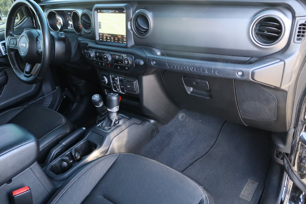 Used 2021 Jeep Wrangler Unlimited Sport AWD/4WD image 29