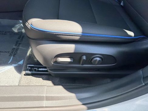 New 2026 Buick Envista Sport Touring w/ Convenience I Package FWD image 19