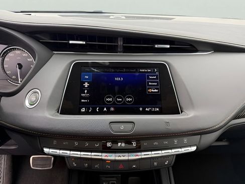 Used 2019 Cadillac XT4 Sport AWD/4WD image 17