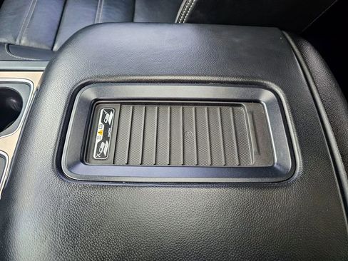 Used 2017 GMC Sierra 3500 Denali w/ Duramax Plus Package image 31