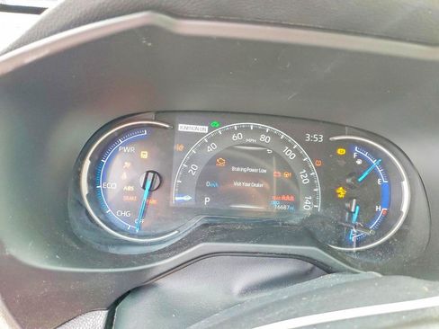 Used 2024 Toyota RAV4 XLE w/ Convenience Package AWD/4WD image 8