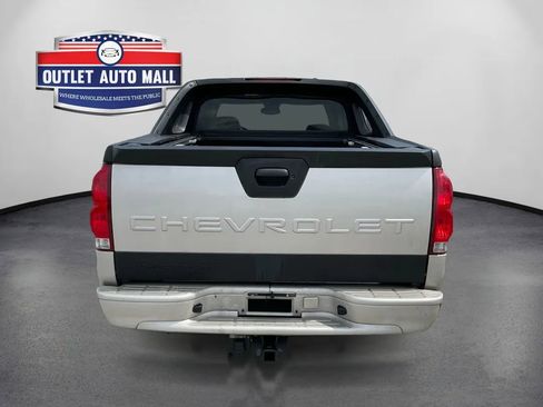 Used 2006 Chevrolet Avalanche Z66 w/ Sun And Sound Package image 4