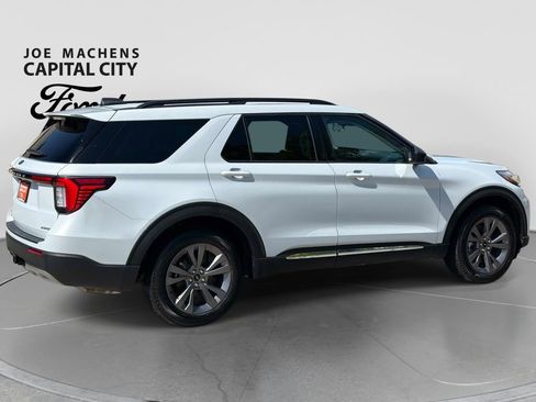 Used 2025 Ford Explorer Active w/ Active Comfort Package AWD/4WD image 5