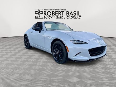 Used 2019 MAZDA MX-5 Miata RF Club w/ I-ACTIVSENSE Sport Package RWD image 2