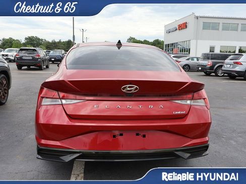 Used 2023 Hyundai Elantra Limited FWD image 21