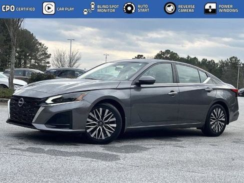 Certified 2024 Nissan Altima 2.5 SV w/ SV Premium Package image 1