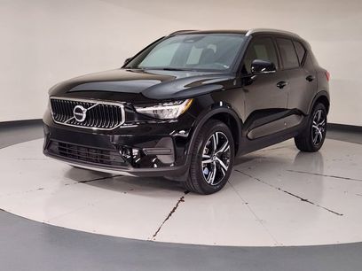Used 2023 Volvo XC40 B4 Core w/ Protection Package Premier