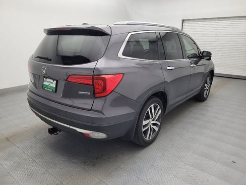 Used 2017 Honda Pilot Touring image 9