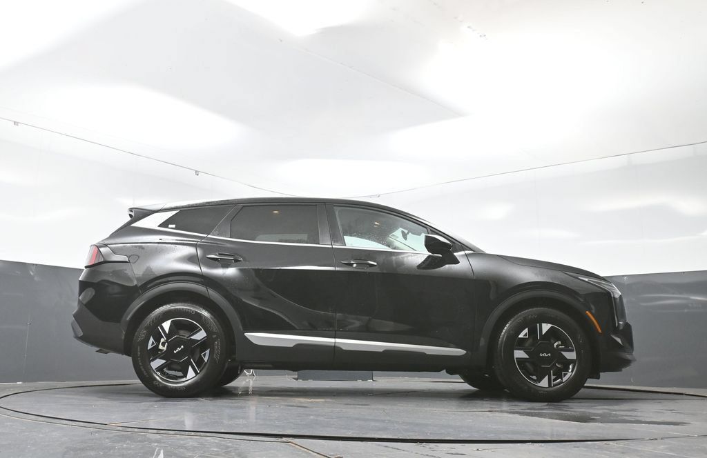 Used 2026 Kia Sportage LX FWD image 48