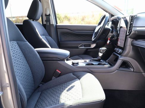 New 2025 Ford Ranger XLT w/ Equipment Group 301A High image 9