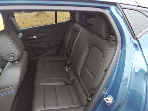 Used 2024 Buick Envista Sport Touring w/ Convenience I Package FWD image 27