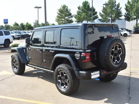 Used 2022 Jeep Wrangler Unlimited Rubicon 4xe w/ Steel Bumper Group AWD/4WD image 8